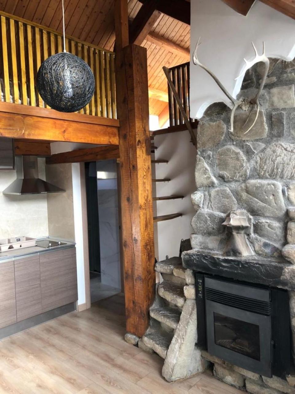 Precioso Atico Acogedor En Canfranc Exterior foto
